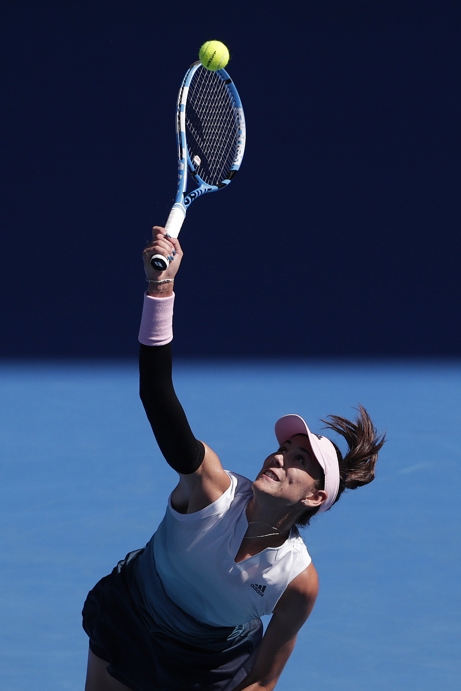 线球员打出 线球员打出