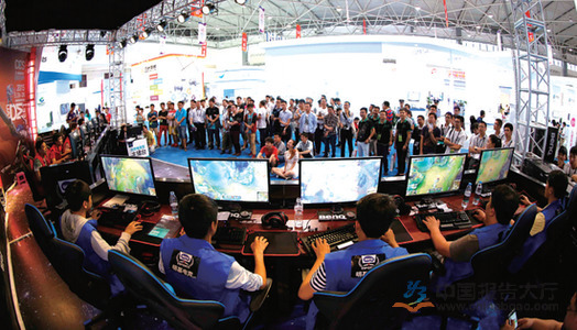 一记直塞 一记直塞