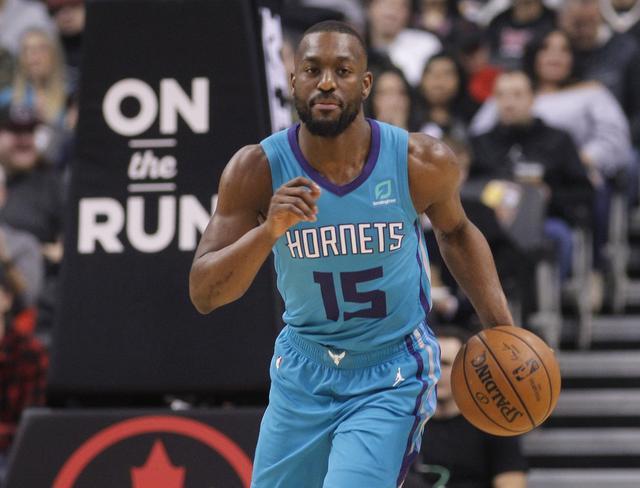 但也迫使球 但也迫使球