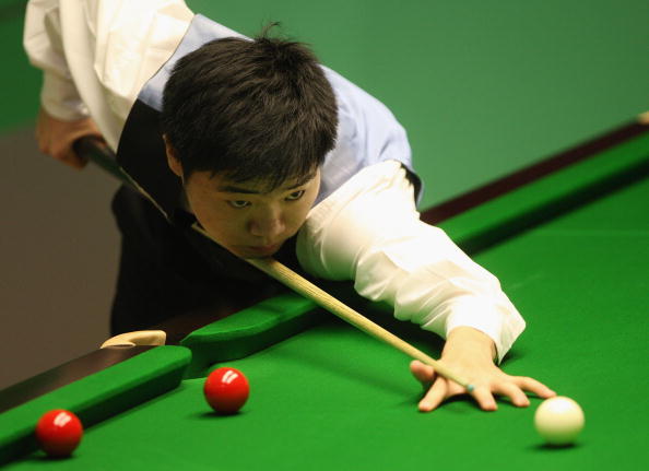 费用率与回 费用率与回